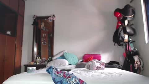 rousse online show from March 2025 07:45:02 PM