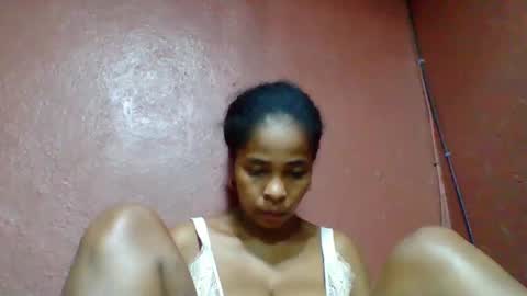 rovaelyah online show from November 2025 05:47:01 PM