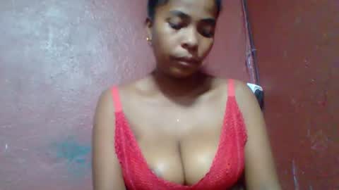rovaelyah online show from February 2026 07:51:01 AM