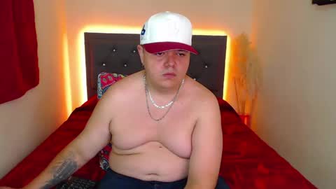 rowan_x77 online show from April 2026 05:30:01 PM