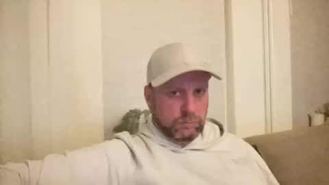 rowannp1 online show from April 2026 08:51:01 PM