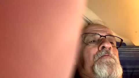 rowdy1966 online show from May 2026 01:47:02 AM
