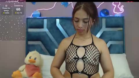 Roxane online show from March 2026 05:08:02 AM