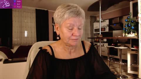Snapshot of roxana_brooks chatting on December 2024 07:51:01 PM Roxana online show from December 2024 07:51:01 PM