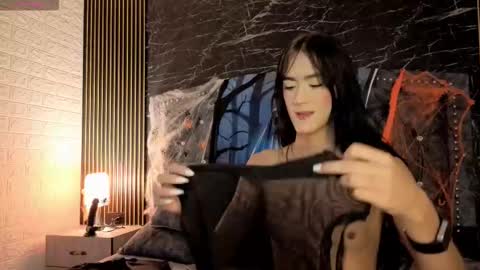 Snapshot of roxana_scottt chatting on October 2025 11:50:01 AM roxana_scottt online show from October 2025 11:50:01 AM