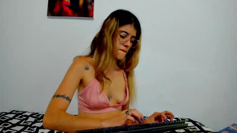 roxy online show from December 2024 07:07:02 AM