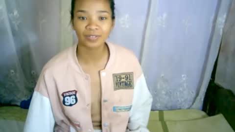 roxanne_98 online show from January 2025 03:20:01 AM
