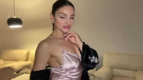 Snapshot of roxellesilvara chatting on July 2026 11:32:01 PM Roxy online show from July 2026 11:32:01 PM