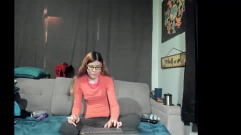 roxihazeleyes online show from October 2025 09:31:02 PM