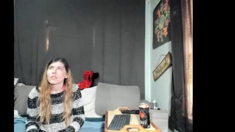 roxihazeleyes online show from March 2026 08:12:02 PM