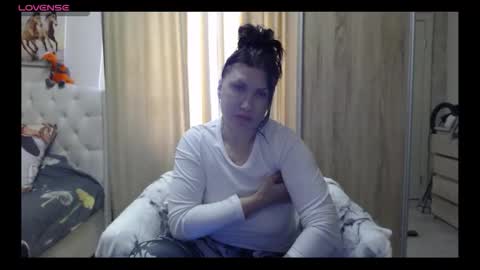 ROXOLANAA SEXY online show from April 2026 02:42:01 PM