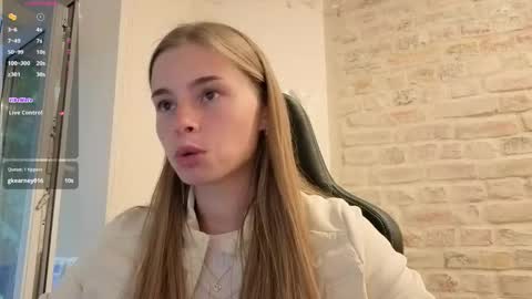 Roxieex ABBY online show from June 2026 06:45:01 PM