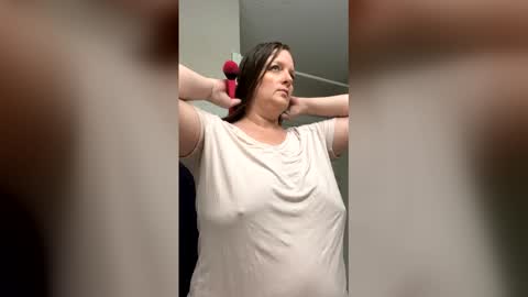 RoxxxiPaid online show from April 2026 09:01:02 AM