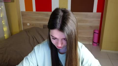 Roxy online show from April 2026 06:39:01 PM