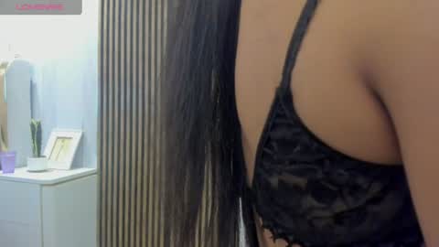 Snapshot of roxy_flame_ chatting on August 2026 10:14:02 AM Roxy online show from August 2026 10:14:02 AM