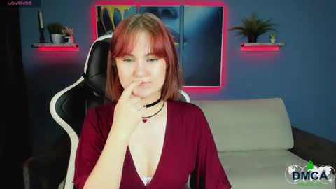 Roxy fiery online show from September 2025 08:05:02 AM