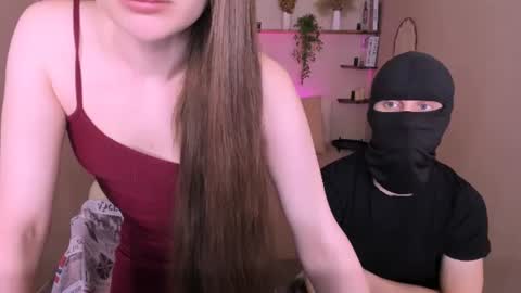 Snapshot of roxy_kisss chatting on August 2026 08:35:01 AM Roxy online show from August 2026 08:35:01 AM