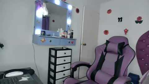 Roxy online show from June 2026 03:29:02 AM