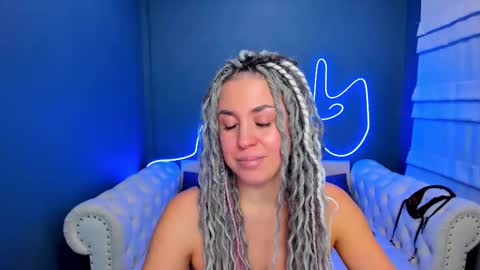 Roxy online show from February 2026 01:32:01 AM