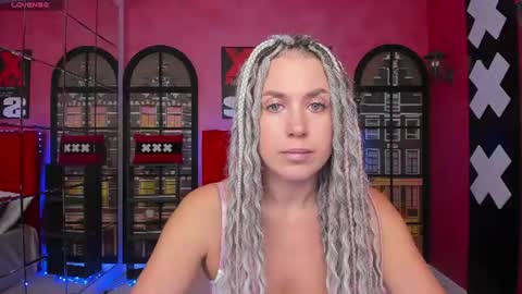 Roxy online show from June 2026 01:19:02 AM