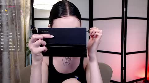 roxanne online show from April 2026 03:44:01 AM