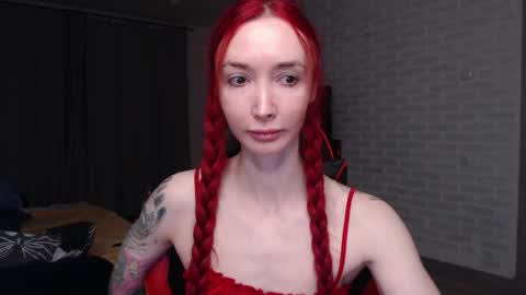 Snapshot of roxy_silver chatting on April 2026 09:06:02 PM Roxy online show from April 2026 09:06:02 PM