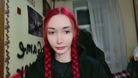 Snapshot of roxy_silver chatting on June 2026 09:19:01 PM Roxy online show from June 2026 09:19:01 PM