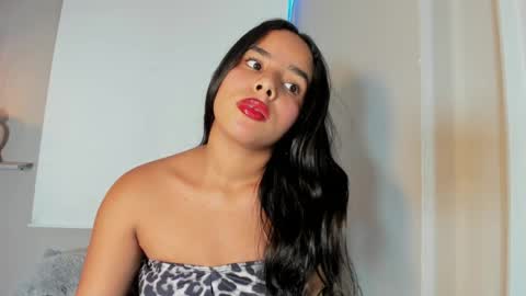 Snapshot of roxy_stone1 chatting on June 2026 07:08:02 PM roxy_stone1 online show from June 2026 07:08:02 PM