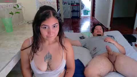 Snapshot of roxyandaron2 chatting on June 2026 02:21:02 PM RoxyAron online show from June 2026 02:21:02 PM