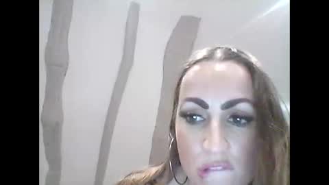 roxystar1 online show from April 2026 01:36:02 PM