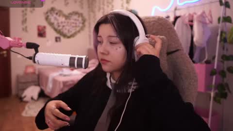 Snapshot of roxysuh chatting on May 2026 10:31:02 AM roxysuh online show from May 2026 10:31:02 AM