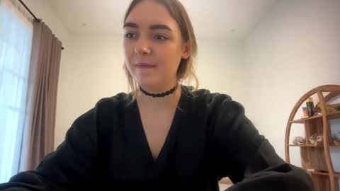 Roxy online show from March 2026 10:10:02 AM