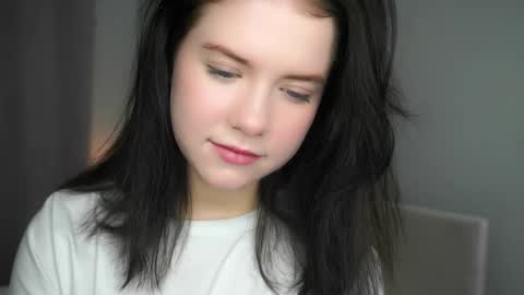 Snapshot of roxyvolmer chatting on March 2026 08:29:02 AM roxyvolmer online show from March 2026 08:29:02 AM