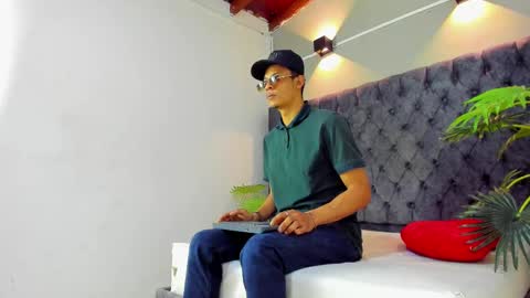 ROY online show from October 2025 08:39:02 PM