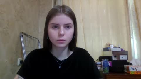 Snapshot of royalvelour chatting on May 2026 02:04:01 PM royalvelour online show from May 2026 02:04:01 PM