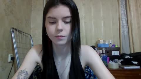 Snapshot of royalvelour chatting on June 2026 04:22:01 PM royalvelour online show from June 2026 04:22:01 PM