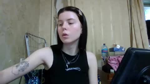 Snapshot of royalvelour chatting on June 2026 03:00:02 PM royalvelour online show from June 2026 03:00:02 PM