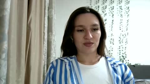 Snapshot of roza05x chatting on July 2026 08:18:02 PM Roza05x online show from July 2026 08:18:02 PM