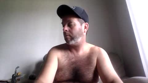rubbingoneout714 online show from April 2026 08:39:01 PM
