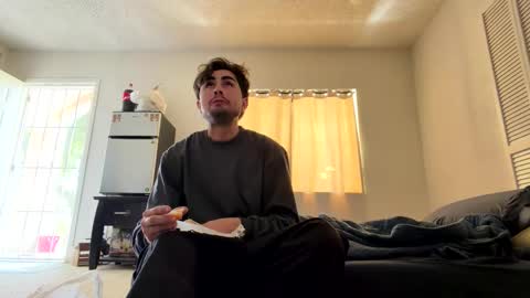 Snapshot of rubenzaragosa09 chatting on April 2026 11:00:02 PM rubenzaragosa09 online show from April 2026 11:00:02 PM