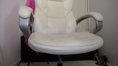 Rubi online show from February 2025 03:45:01 AM