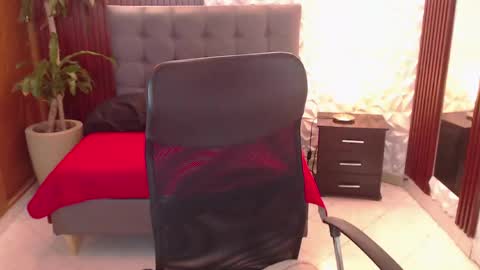 Snapshot of ruby_your_milf chatting on May 2026 08:28:01 PM ruby_your_milf online show from May 2026 08:28:01 PM