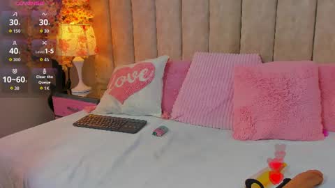 rubycrox online show from July 2026 10:18:02 PM