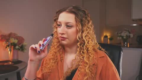 Mila online show from April 2026 06:16:02 PM