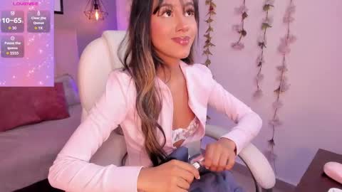 Snapshot of rue_zue chatting on May 2026 01:29:02 PM rue_zue online show from May 2026 01:29:02 PM