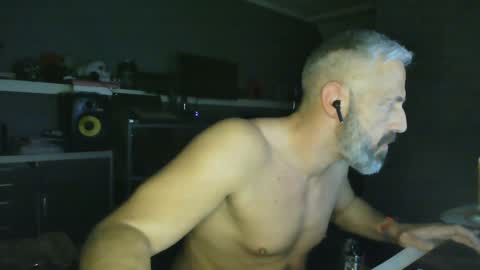Snapshot of ruffi77 chatting on January 2025 02:13:01 PM Chico que rico Caliente online show from January 2025 02:13:01 PM
