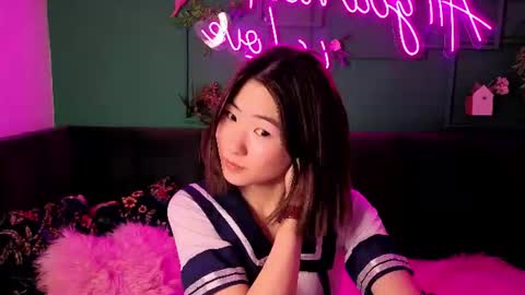 Snapshot of runi_asian chatting on June 2026 01:25:02 AM Runi online show from June 2026 01:25:02 AM