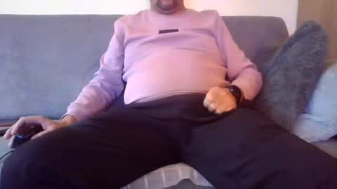 Snapshot of runner_1978 chatting on December 2024 07:58:01 AM runner_1978 online show from December 2024 07:58:01 AM