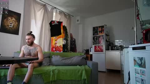 Snapshot of rusbigpaul chatting on April 2026 06:09:02 AM Paul online show from April 2026 06:09:02 AM