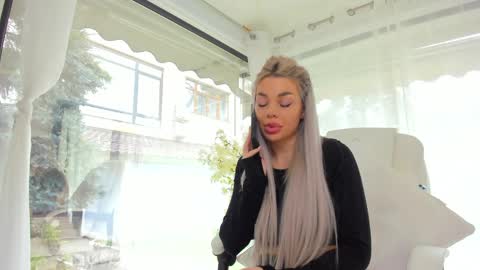 Ava online show from April 2026 08:19:01 AM